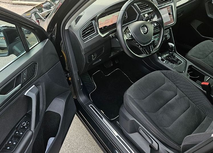 Zunanja slika - VW Tiguan - 2.0 TDI DSG 150ks °FULL LED° PAN0RAMA ALKANTARA - 7