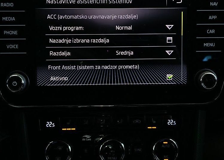 Zunanja slika - Škoda Superb - 2.0TDI-190KM-DSG-SPORTLINE-LED-KAMERA-NAVI-ACC- - 14