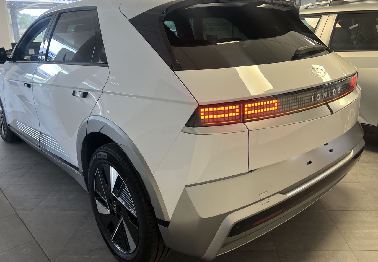 Zunanja slika - Hyundai Ioniq 5 - 84 kWh PREMIUM - 4