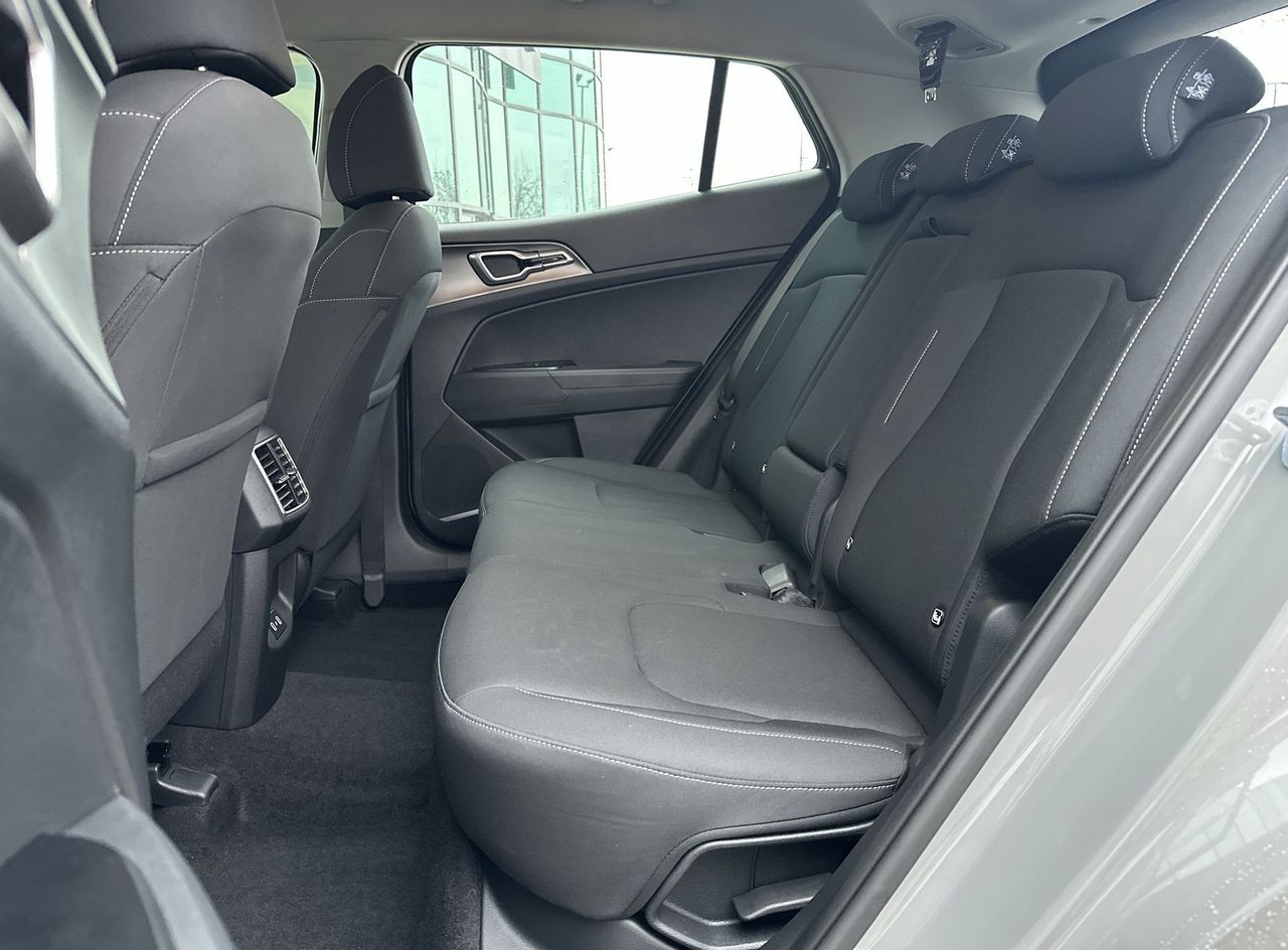 Zunanja slika - KIA Sportage - 2WD 1.6 T-GDI LX Fresh ISG DCT - 13