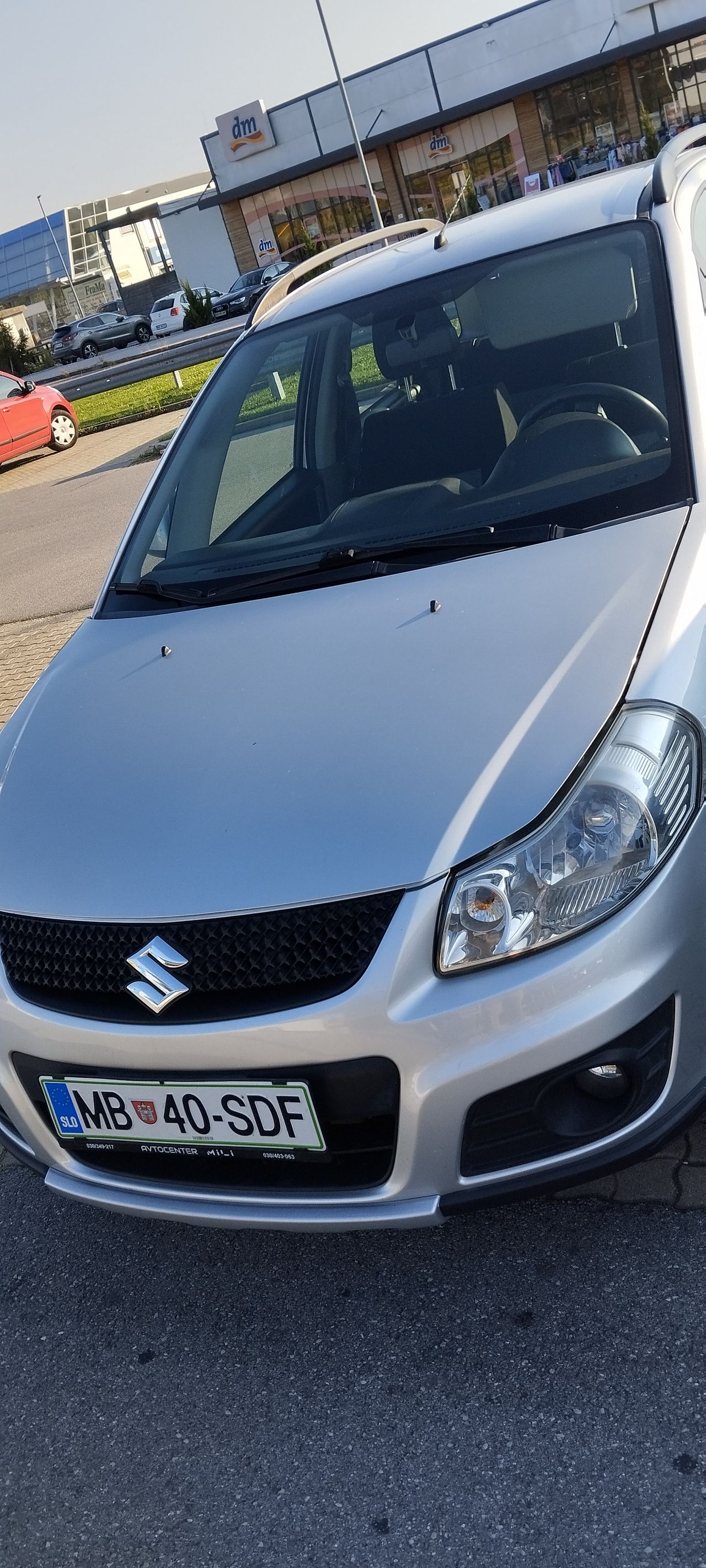 Zunanja slika - Suzuki SX4 - 4x4 1,6 Deluxe - 4