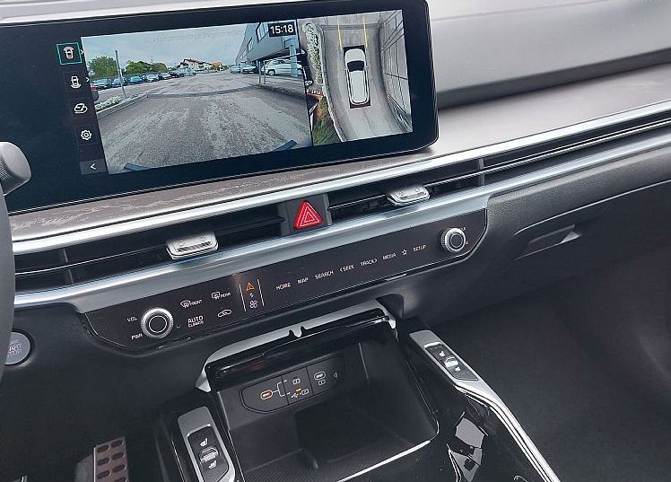 Zunanja slika - KIA Sorento - 2.2 TCi EX Launch Pano.AWD 7s 8DCT 142kW - 10