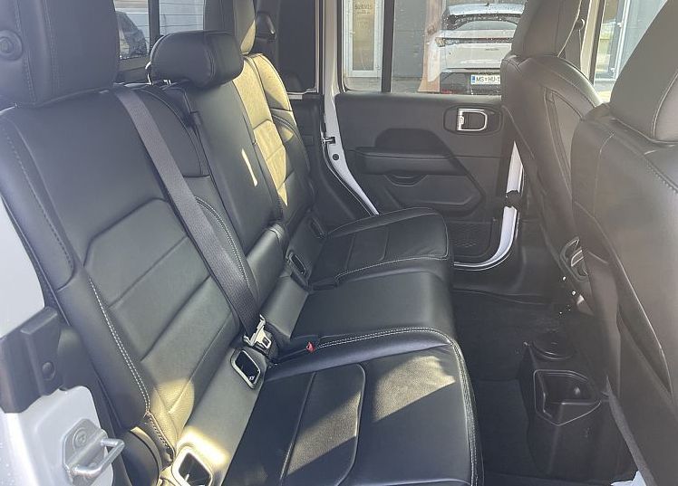 Zunanja slika - Jeep Gladiator - 3.0L V6 Diesel - 8