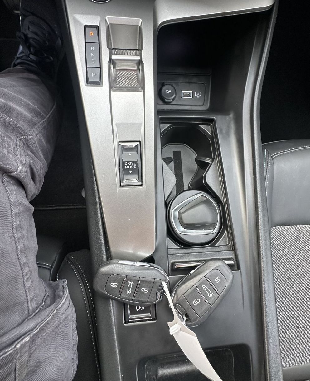 Zunanja slika - Peugeot 408 - 1.2 PureTech 96 KW.KAMERA.LED.USNJE.NAVI.2023 - 15