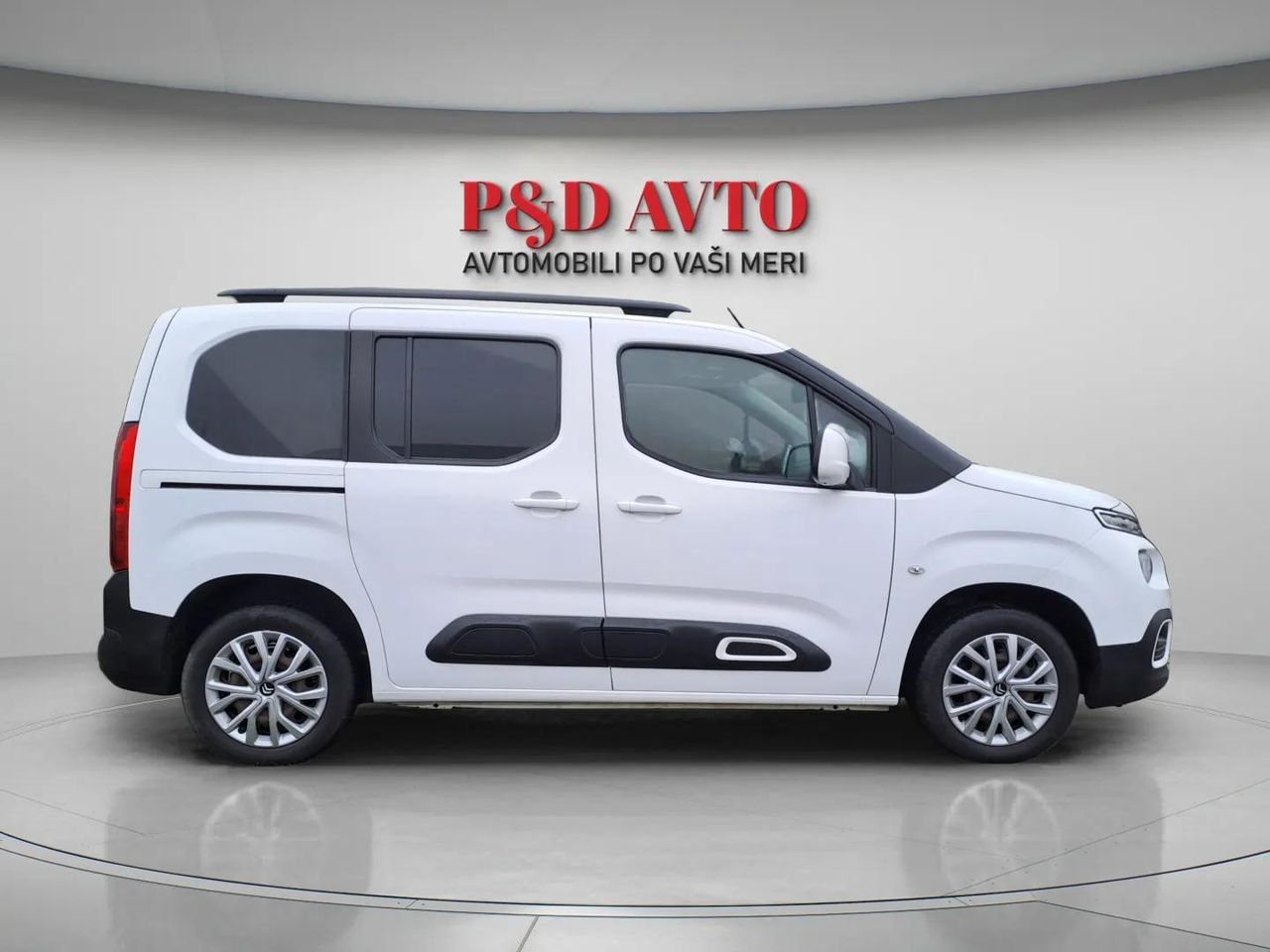 Zunanja slika - Citroën Berlingo - 1,5 BlueHDi 130 S&S Shine M - 3