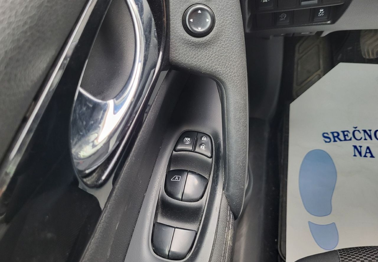 Zunanja slika - Nissan Qashqai - 1.5 DCI 360 navi-pdc-kamera-alu-acc-tempom-servis - 15