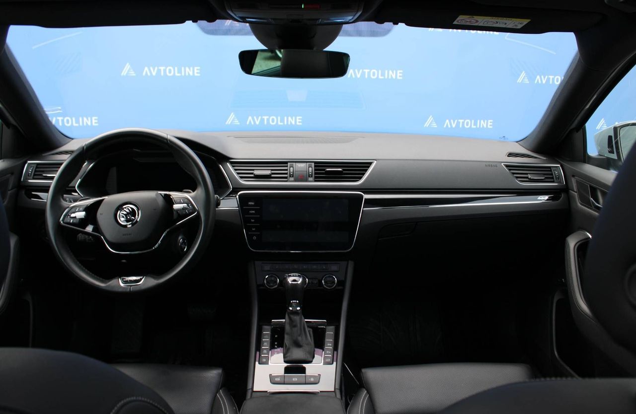 Zunanja slika - Škoda Superb - 1.4 TSI PHEV L K Combi DSG GRET-HLAJENJE SED.PANO. - 7