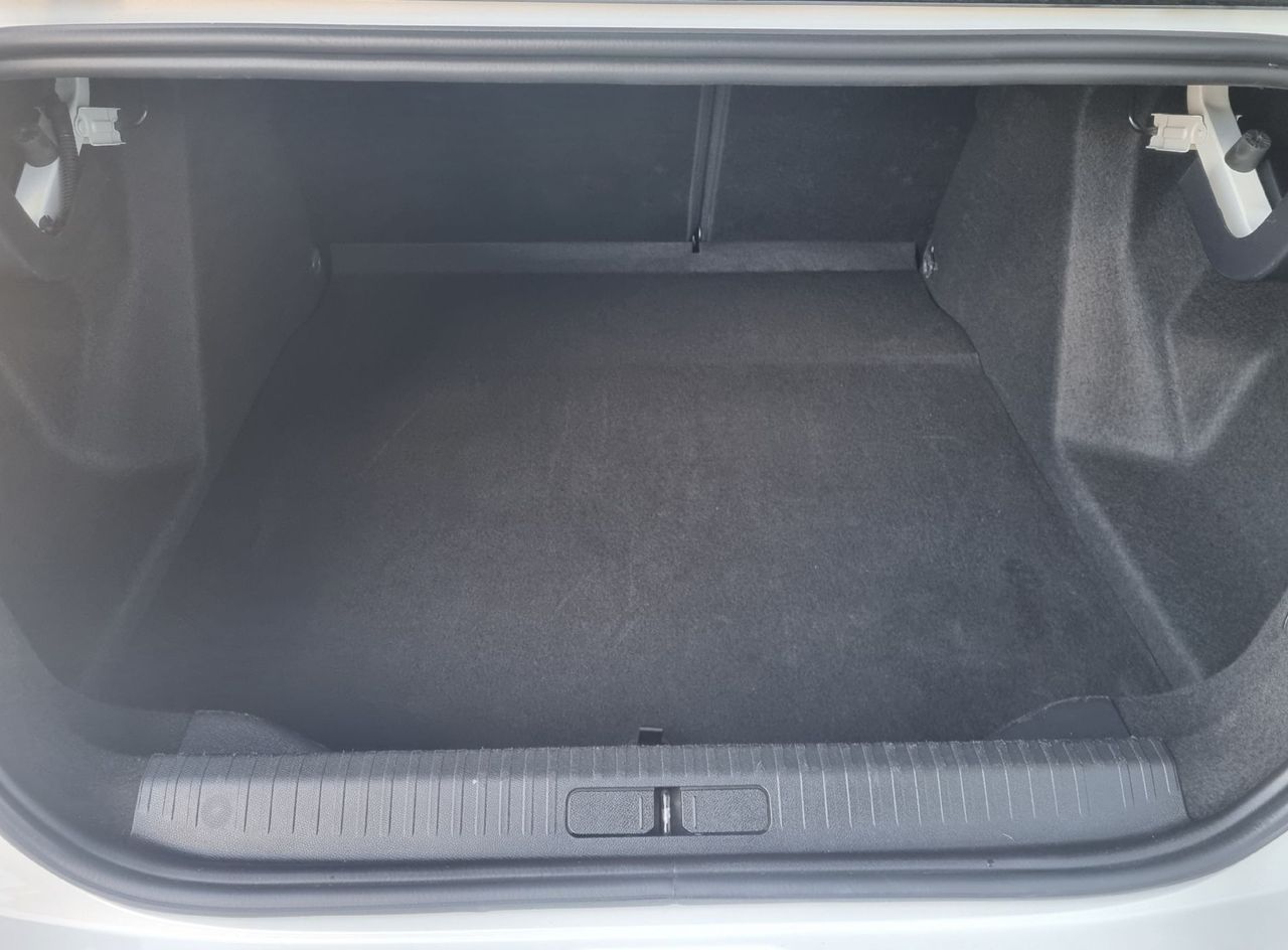 Zunanja slika - Citroën C4 X - PLUS 1.2 PURETECH - AVTOMATIK - POTRJENA SERVISNA - 17