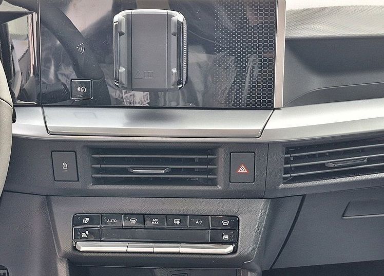 Zunanja slika - Opel Frontera - 1.2 MHEV TURBO 100KW EDITION DCT - 3