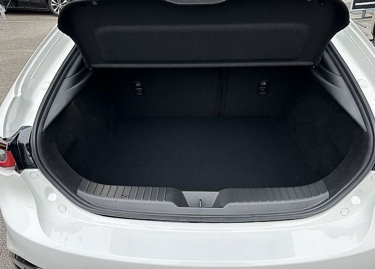 Zunanja slika - Mazda Mazda3 - G140 NAGISA - 11