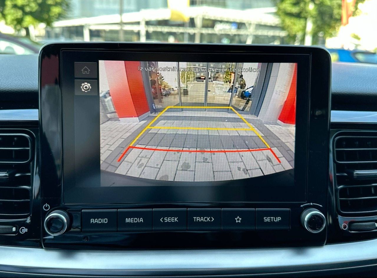 Zunanja slika - KIA Stonic - 1.2 DPI LX Urban + MT5 - 17