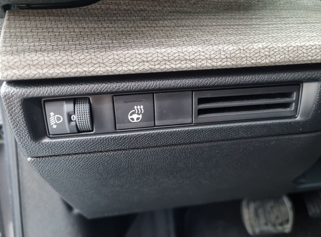 Zunanja slika - Citroën C5 X - Shine 1.6L AVTOMATIK-KAMERA-DAB-NAVI-ACC - 13