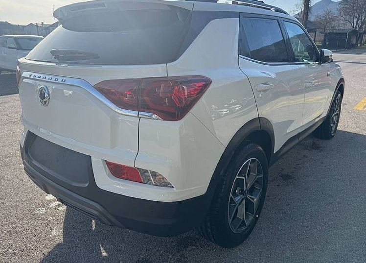 Zunanja slika - KG Mobility Korando - 1.5 T-GDI 110 kW Premium 4WD M T - 3