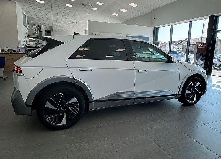 Zunanja slika - Hyundai Ioniq 5 - 168kW FL PREMIUM 84kWh Toplotna črpalka El. kljuke - 3