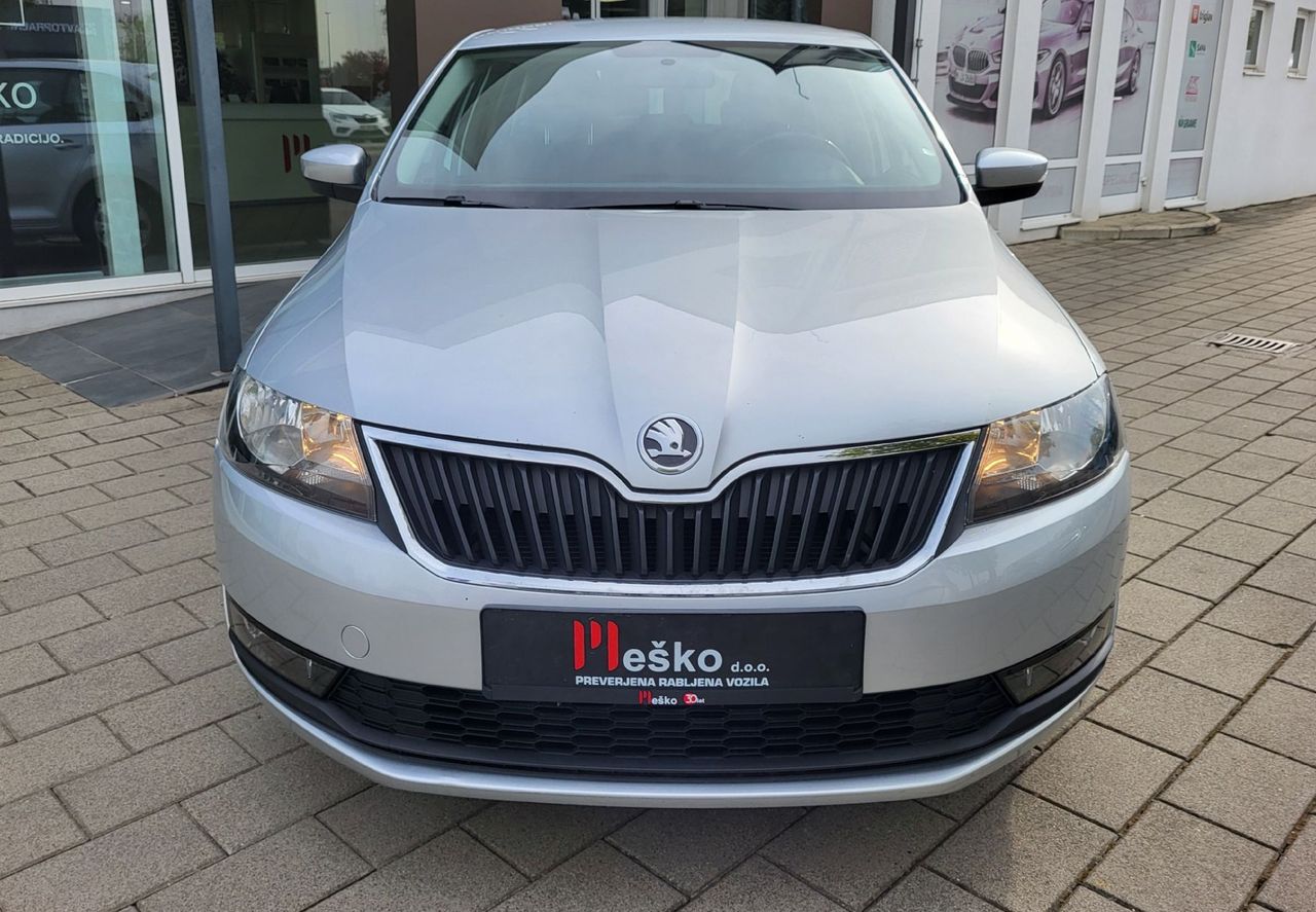 Zunanja slika - Škoda Rapid - 1.0 TSI slo-1last-ac-el.paket-vl.kljuka-Bluetooth - 2