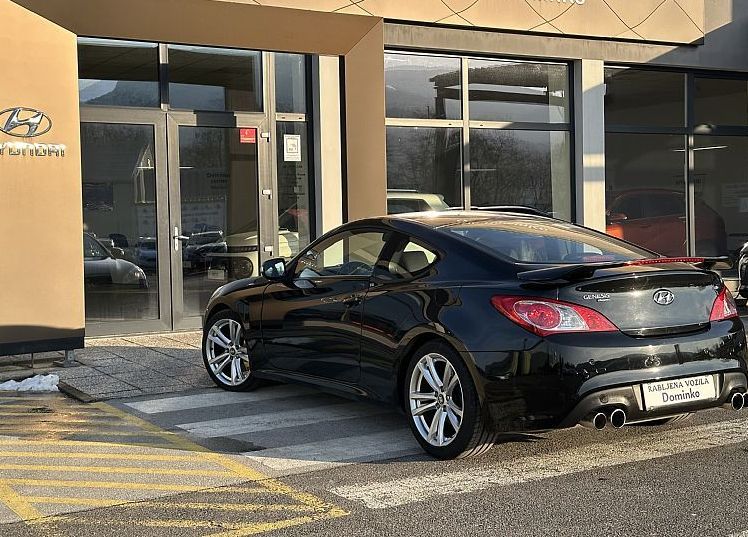 Zunanja slika - Hyundai Genesis - Coupe 3.8 V6 - 3
