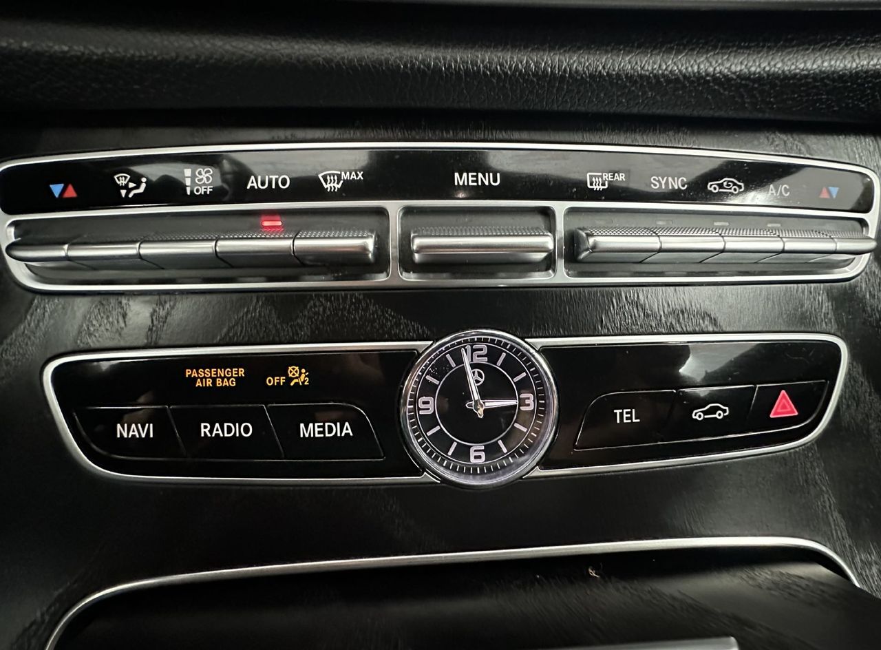 Zunanja slika - Mercedes-Benz E-Razred - AMG Line Avt. 220 AMG 4Matic.NEMŠKI.KAMERA.DIZEL - 15