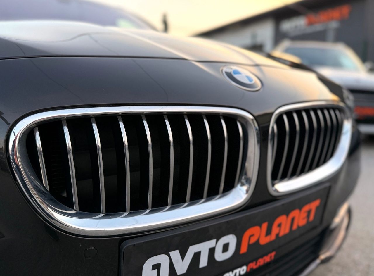 Zunanja slika - BMW Serija 5 - Touring: 520d xDrive AUT. LuxuryLiNE LED XENON USNJE ALU - 10