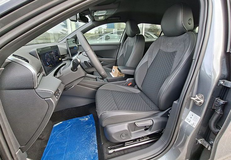 Zunanja slika - VW T-Roc - 1.5 eTSI R-line DSG 110  150 - 8