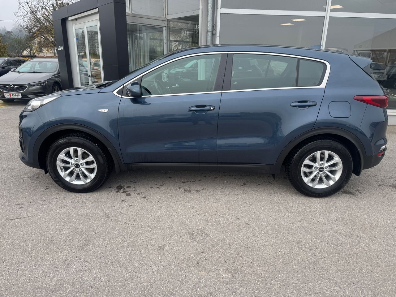 Zunanja slika - KIA Sportage - 1.6 GDi 97kW LX Active ISG. M/T - 3