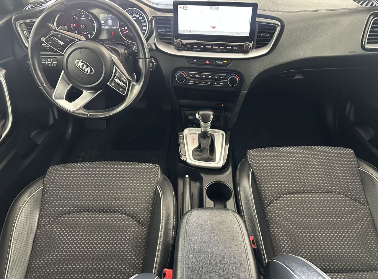 Zunanja slika - KIA Ceed - SW More 1.6 CRDi 136 MHEV.NAVI.USNJE.LED.SAMO 80000KM - 7