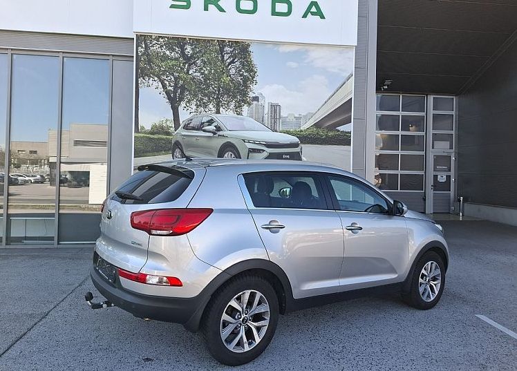 Zunanja slika - KIA Sportage - 1.6 GDI 99kW EX Urban ISG-SLO.POREKLO - 2