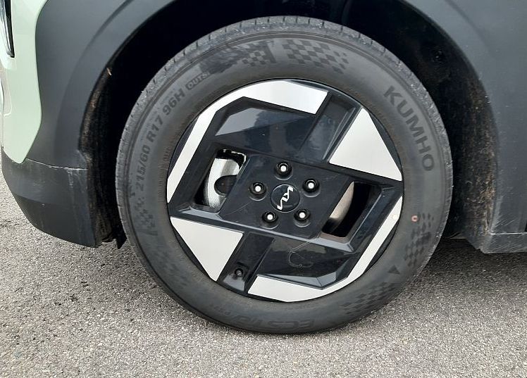 Zunanja slika - KIA EV3 - 58.3 kWh baterija. 150 kW  204 KM  Star - 6