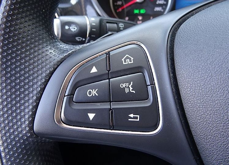 Zunanja slika - Mercedes-Benz V-Razred - V 220 d 164KM - RISE- Dolgi - Vzratna kamera - - 15