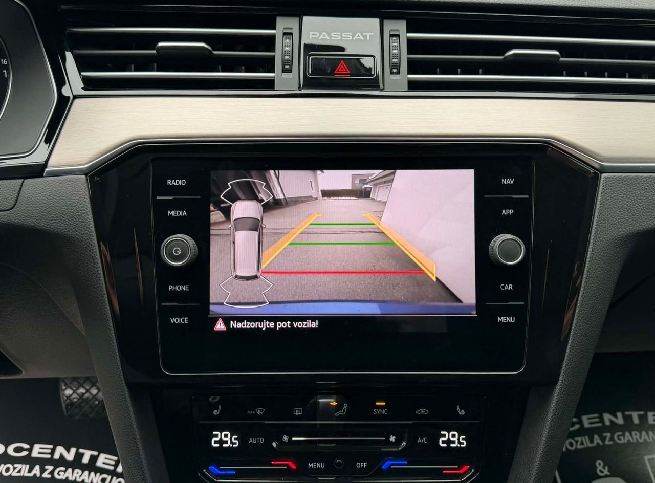 Zunanja slika - VW Passat - Variant 2.0 TDI-DSG-2X R LINE-LIZING ZA TUJCE-FUL LED- - 11