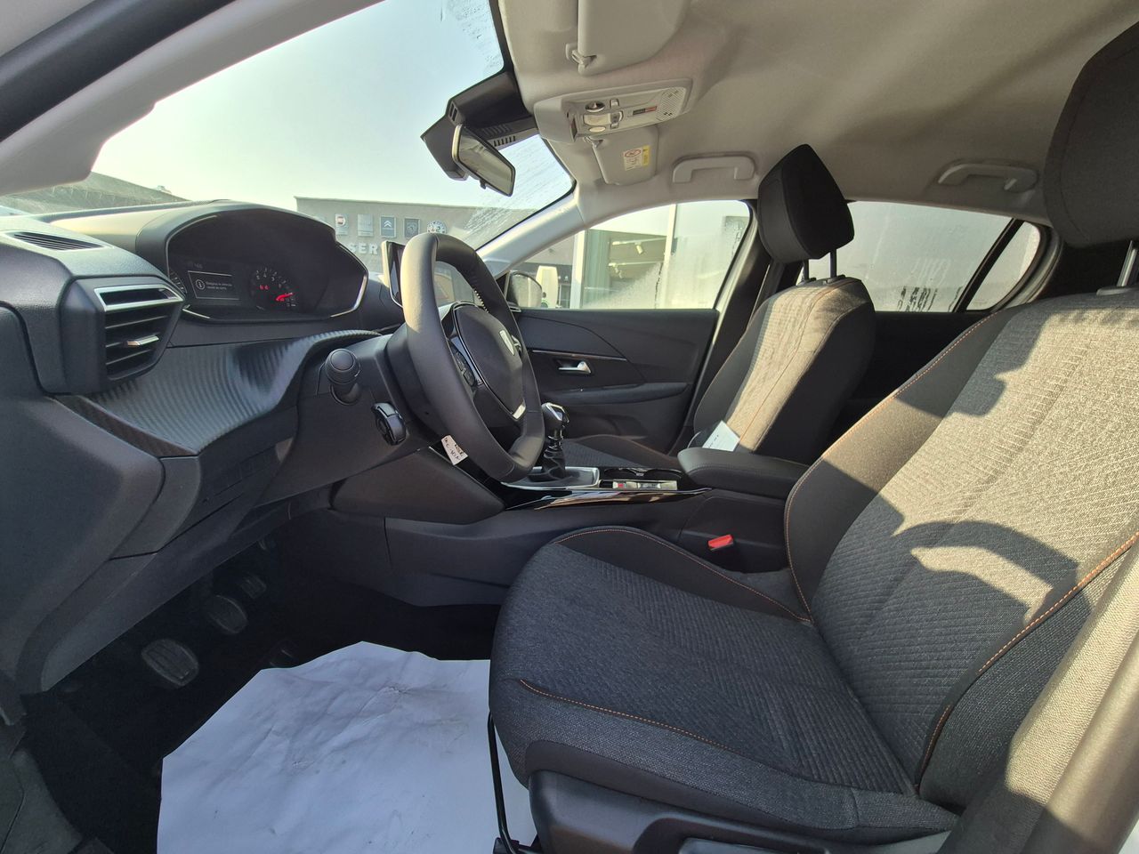 Zunanja slika - Peugeot 208 - Active Pack 1.2 Turbo 100 - NA ZALOGI - 2