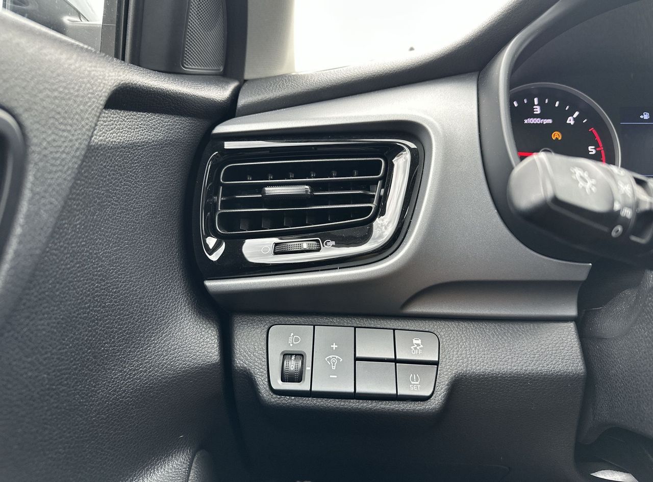 Zunanja slika - KIA Stonic - 1.6 CRDI EX Edition 6M T - 14