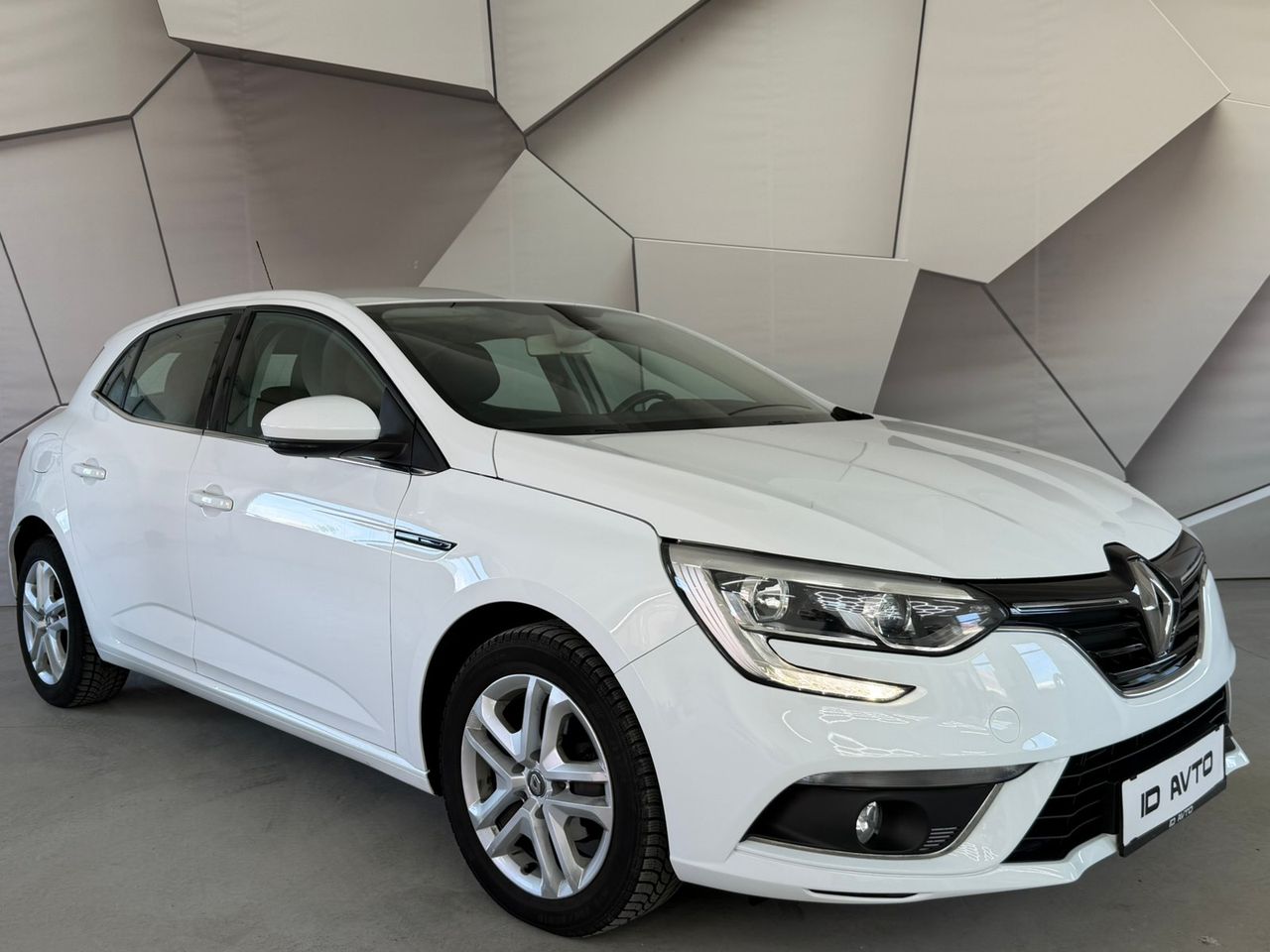 Zunanja slika - Renault Megane - Mégane 1.5 dCi 95 Expression - 1
