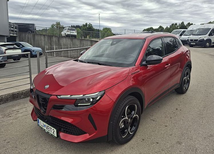 Zunanja slika - Alfa Romeo Junior - 1.2 E-DCT6 MHEV 145 SPECIALE - 1