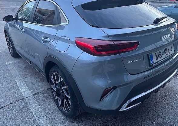 Zunanja slika - KIA XCeed - 1.6 T-GDi EX WAY ISG.7DCT 110.3 kW - 6