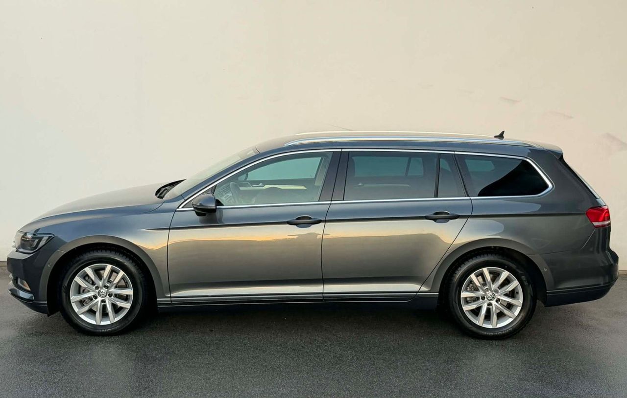 Zunanja slika - VW Passat - Variant 2.0 TDI-DSG-H LINE-NAVI-4X KLIMA-LIZING ZA TUJCE- - 5