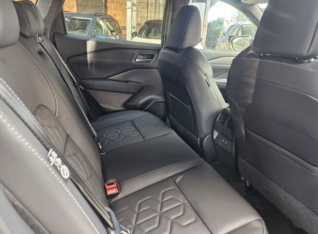 Zunanja slika - Nissan Qashqai - 1.3 DIG-T Mild Hyb.158 2WD X-Tron.TEKNA - 4