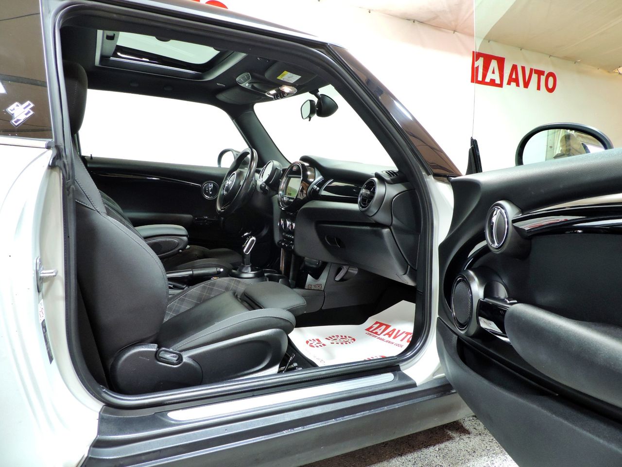 Zunanja slika - MINI Cooper - D 116 Avt. PANORAMA-LED-AVT. KLIMA-DELNO USNJE.. - 11