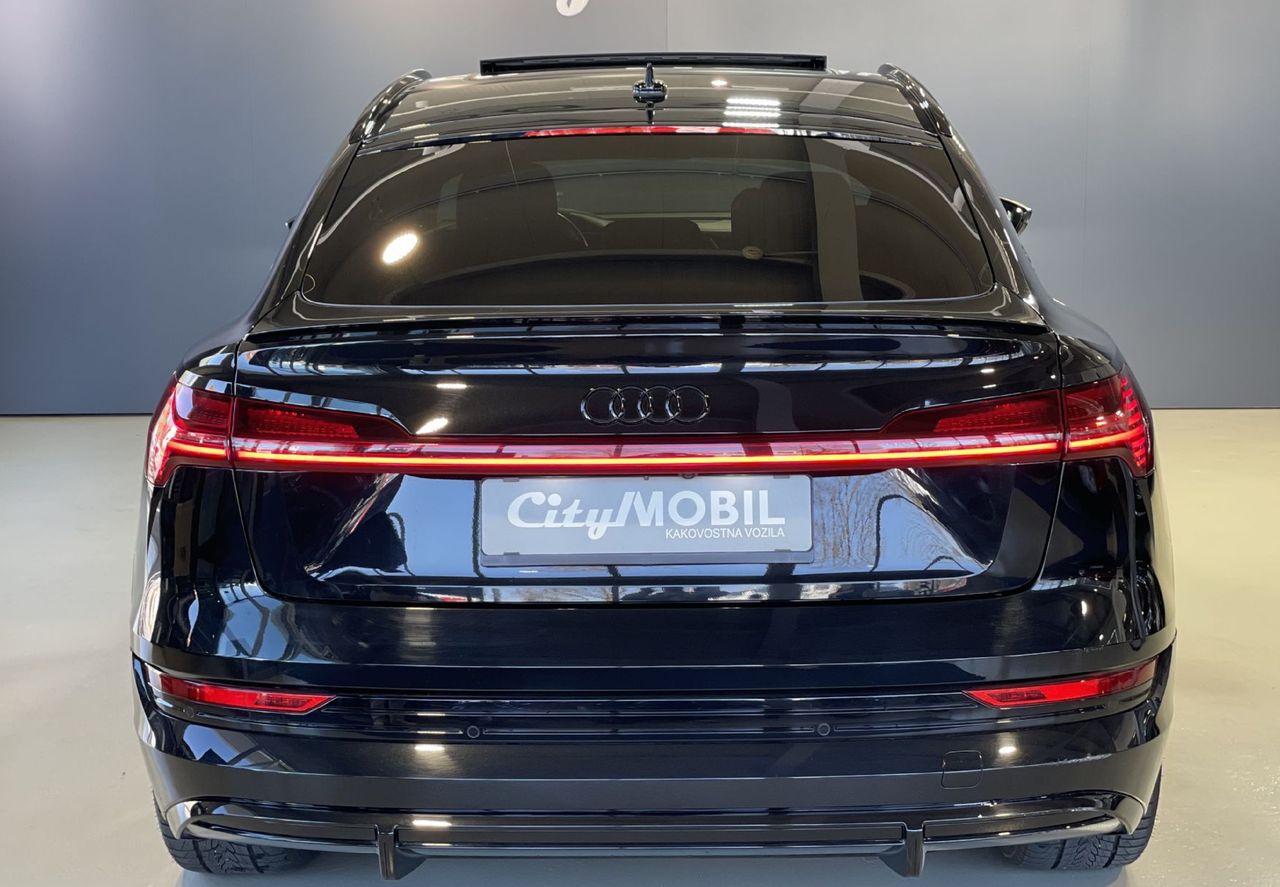 Zunanja slika - Audi e-tron - Sportback 55 quattro S line - 5
