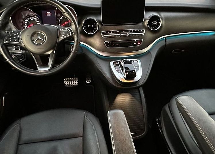 Zunanja slika - Mercedes-Benz V-Razred - V 300 d 4MATIC AVANTGARDE AMG Webasto Garancija - 11