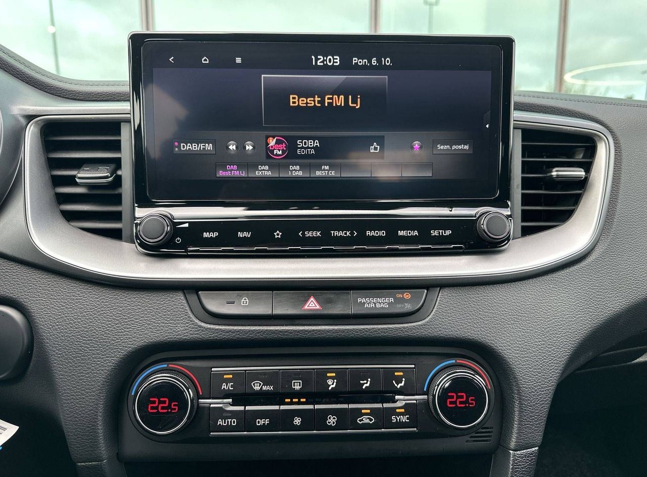 Zunanja slika - KIA Ceed - 1.0 T-GDI LX Champion+ ISG - 17