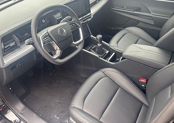 Zunanja slika - SsangYong Torres - 1.5 T-GDI. ADVENTURE M T 2WD - 8