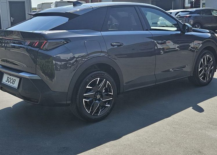 Zunanja slika - Peugeot 3008 - ALLURE 145 HIBRID e-DCT €6.4 - 3