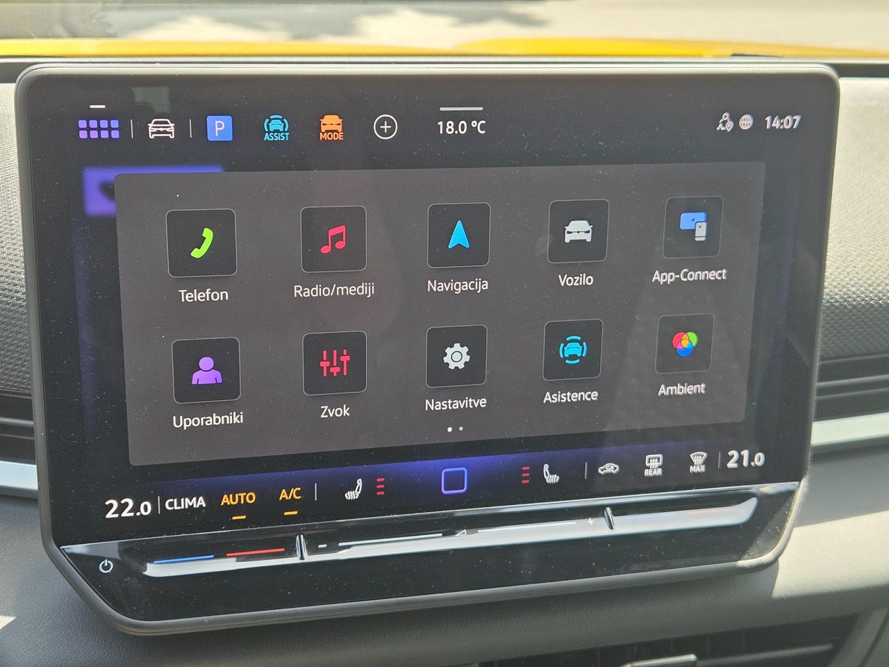 Zunanja slika - VW T-Roc - 1.5 eTSI R-Line DSG - 11