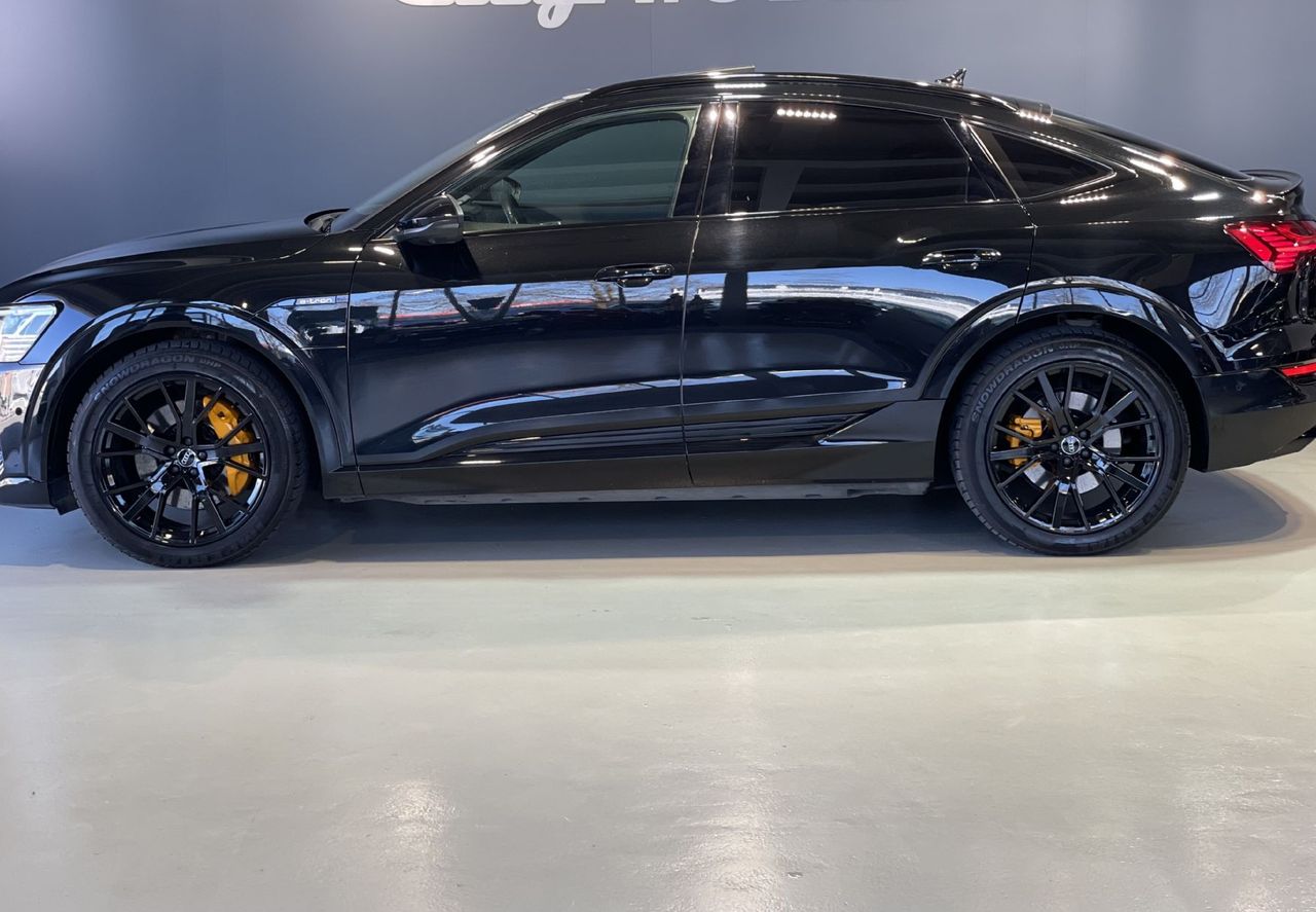 Zunanja slika - Audi e-tron - Sportback 55 quattro S line - 4