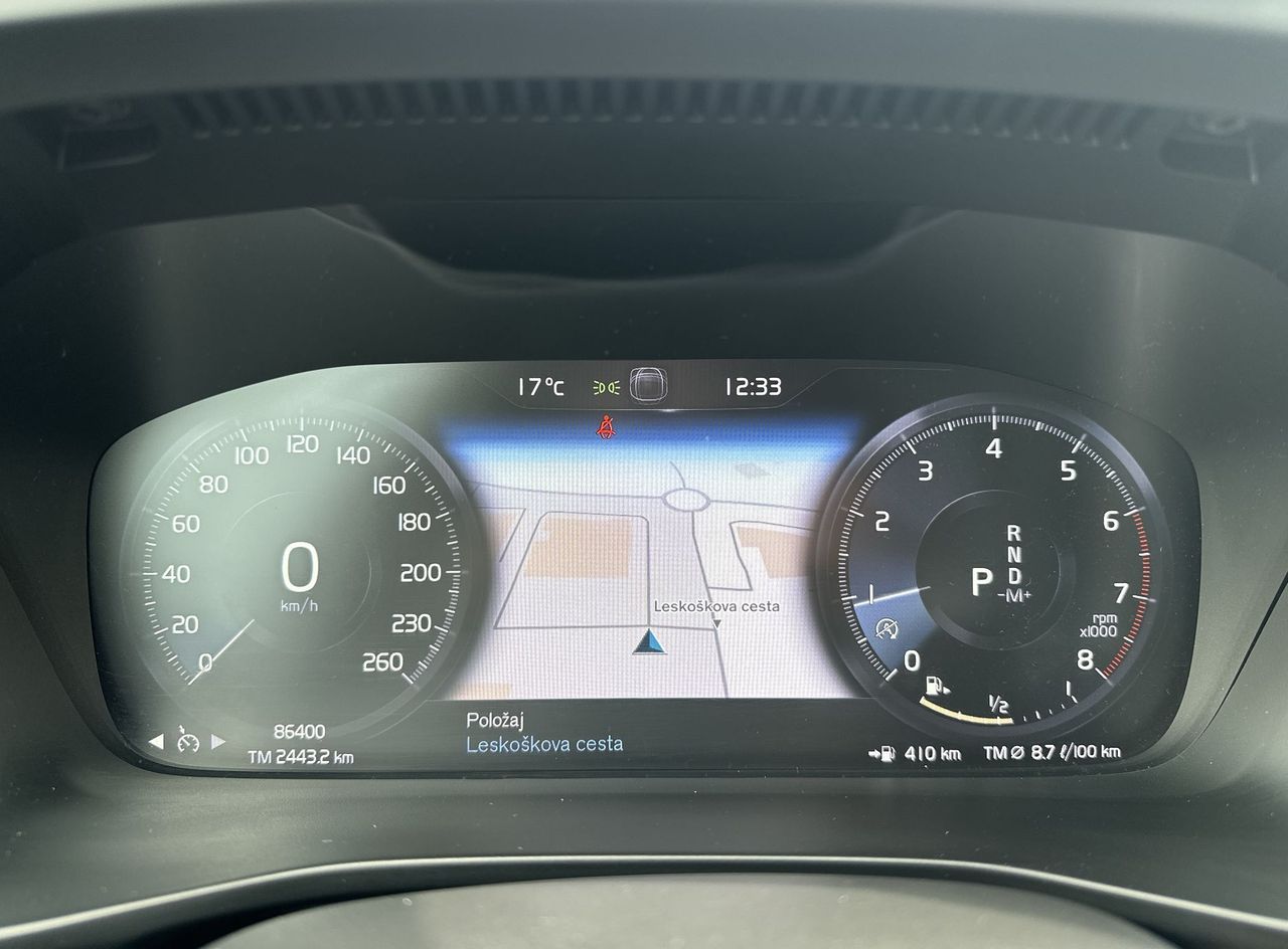 Zunanja slika - Volvo XC40 - T3 AT - 17