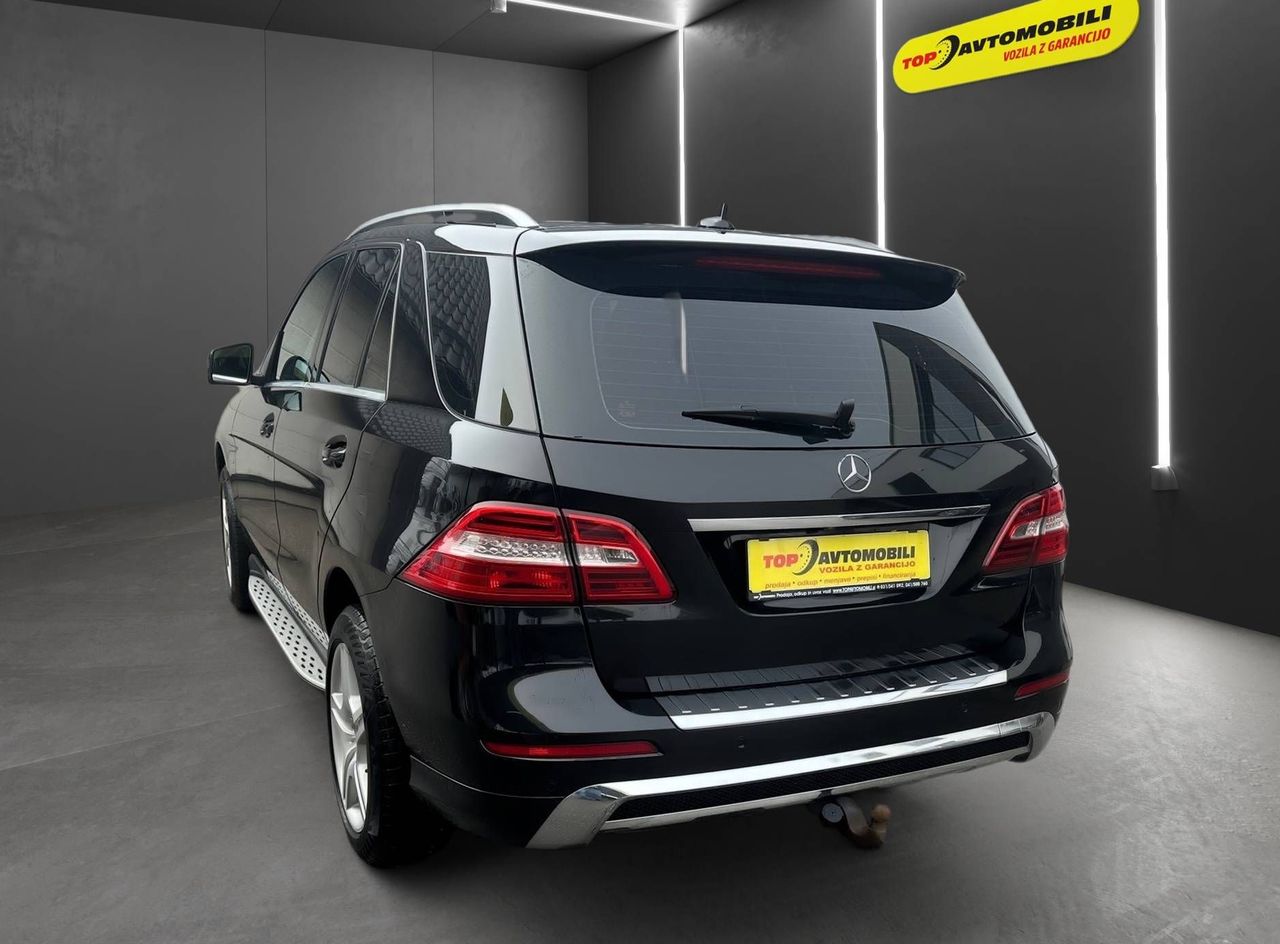 Zunanja slika - Mercedes-Benz ML-Razred - ML350 BlueTEC 4MATIC AMG LED NAVI TEMP KAM WEBAS - 6