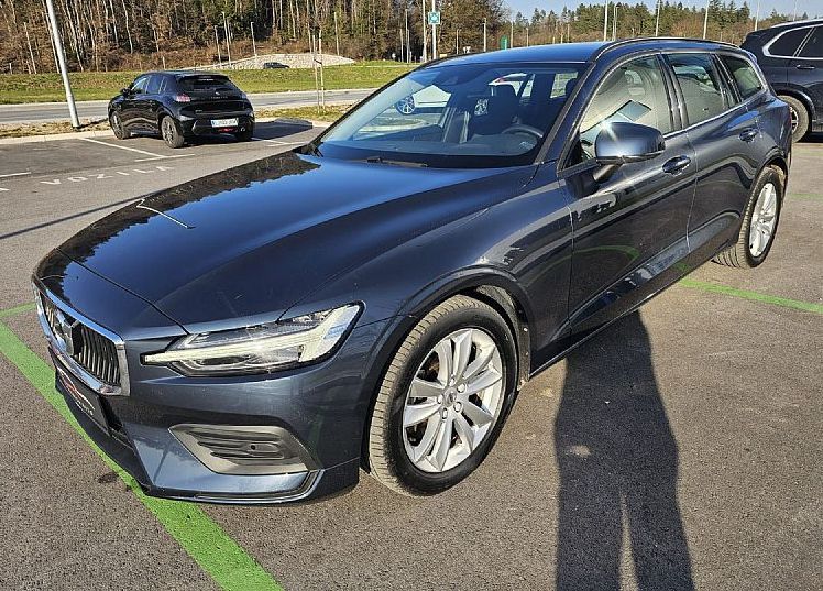 Zunanja slika - Volvo V60 - B4D AUT Momentum Pro AT8|Navi|FuLED|Assist|Radar - 1