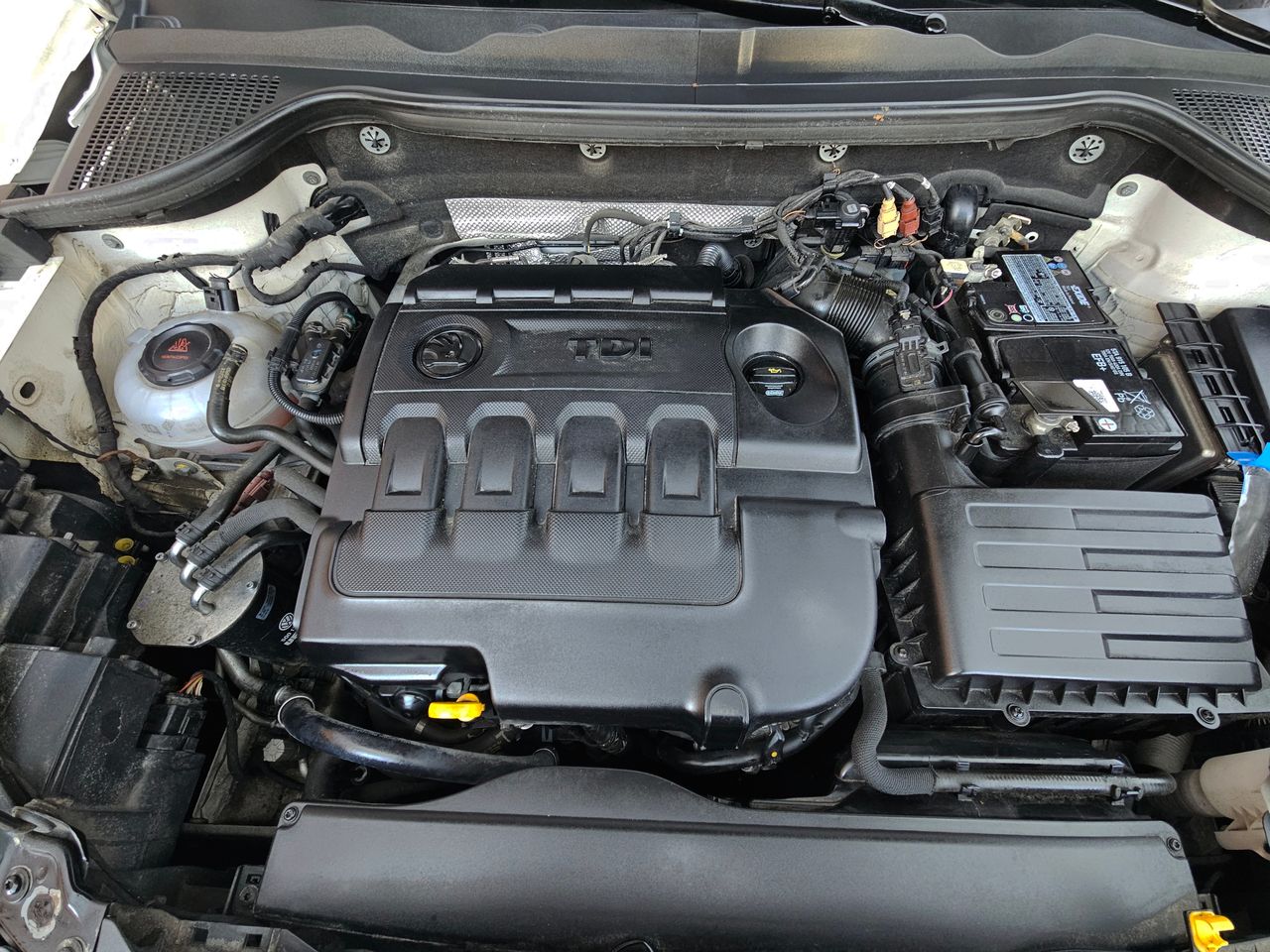 Notranja slika - Škoda Karoq - 1,6 TDI Ambition - 13