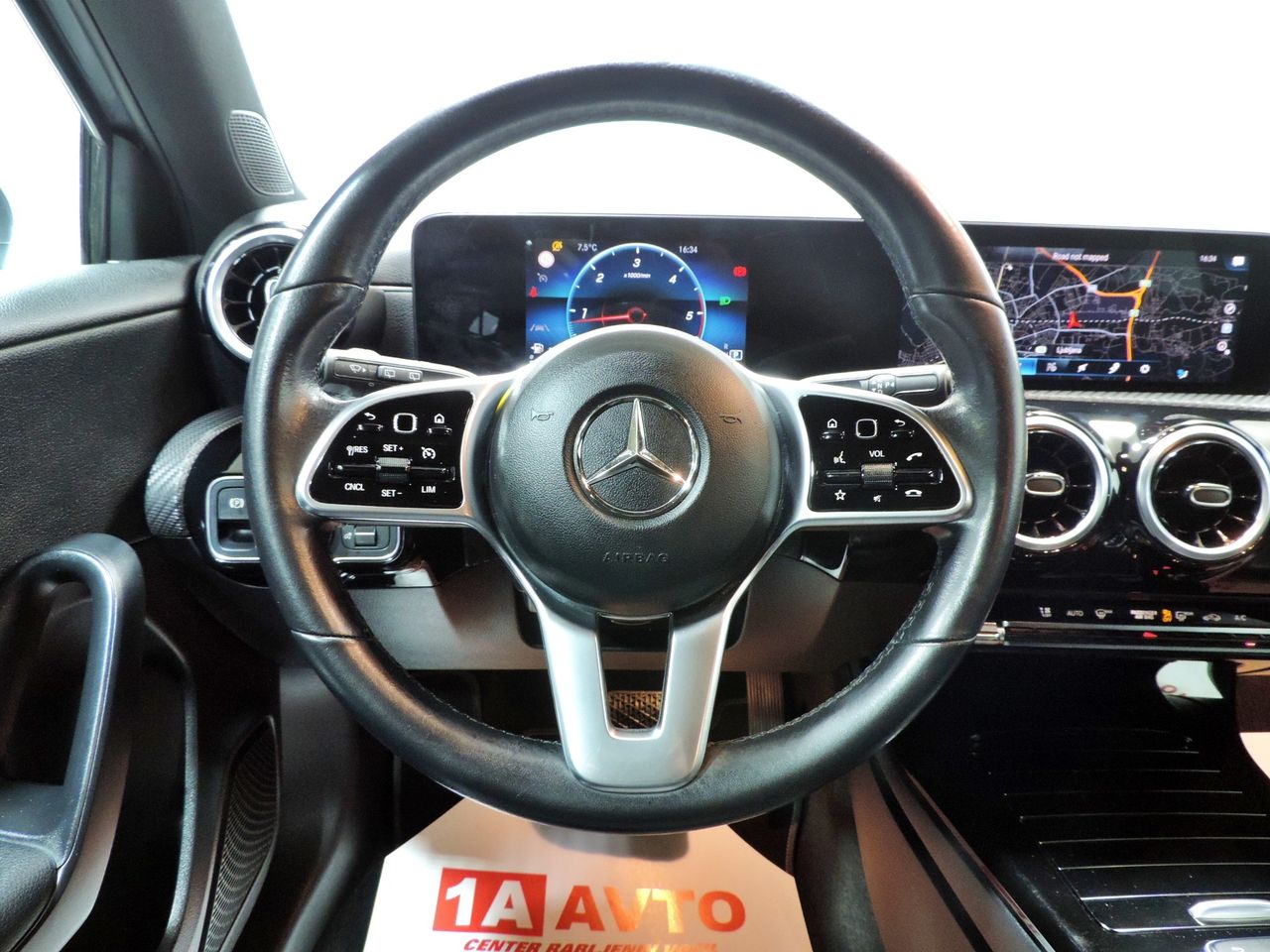 Zunanja slika - Mercedes-Benz A-Razred - A 200 d 8G-DCT LED-KAMERA-USNJE…. - 14