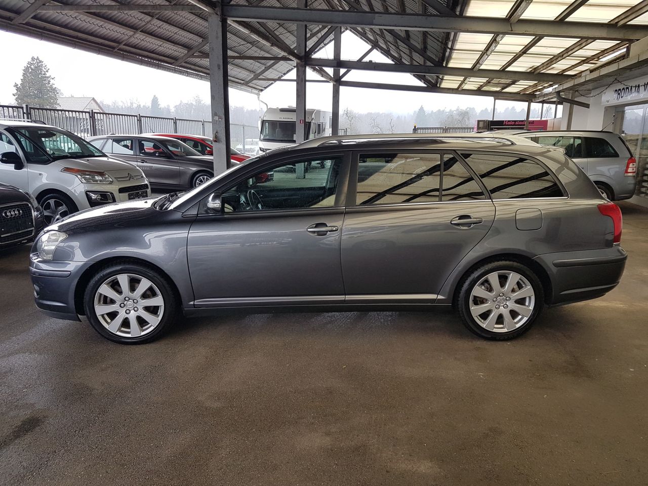 Zunanja slika - Toyota Avensis - Avensis - 7